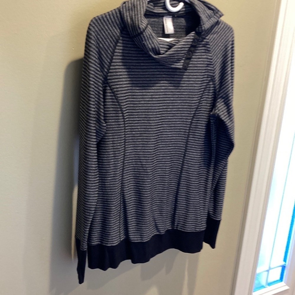 EUC Mondetta Tunic - Black-Gray Sz L
